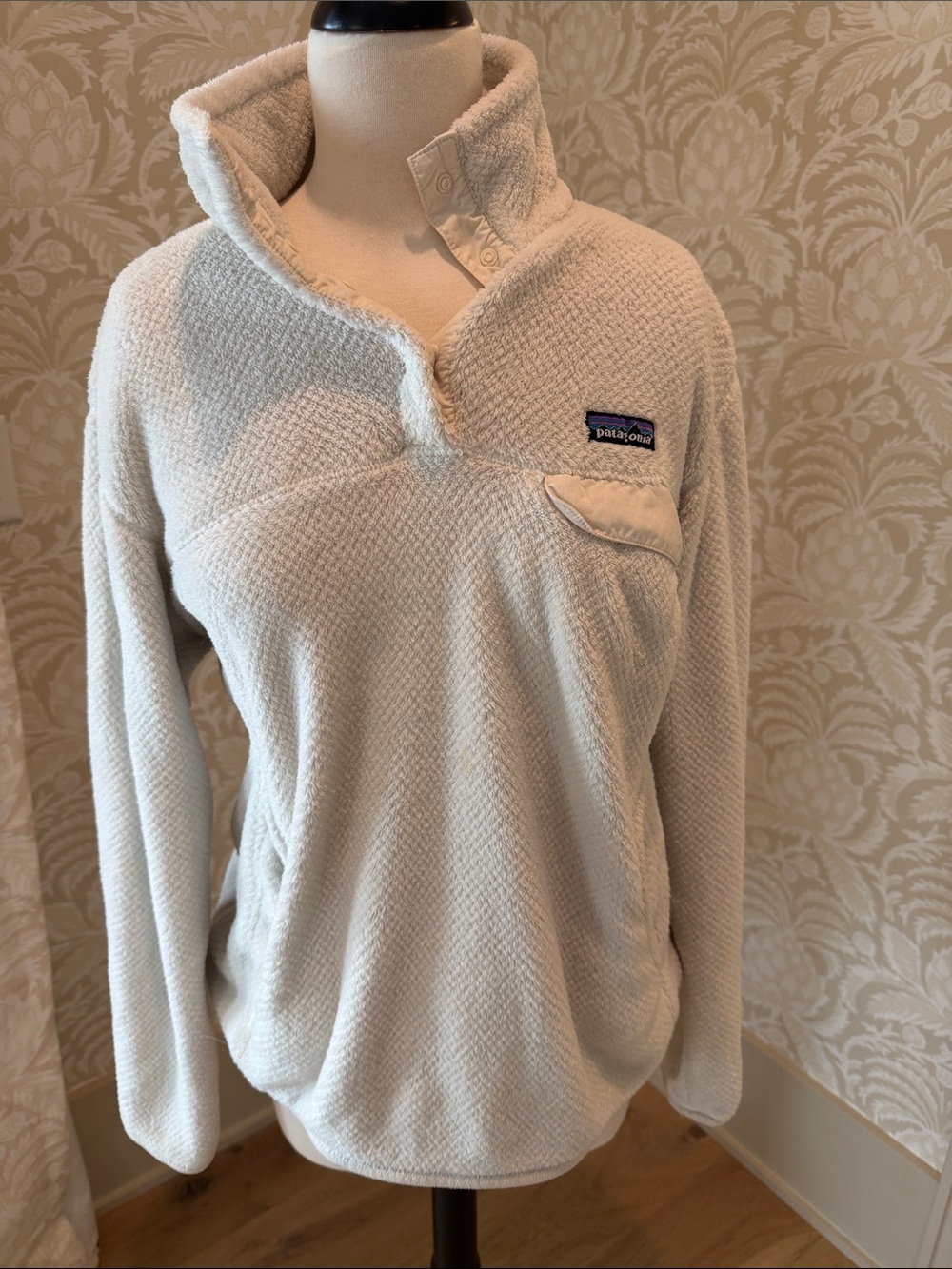 Patagonia Cream Cowl Snap-Top Fleece Pullover